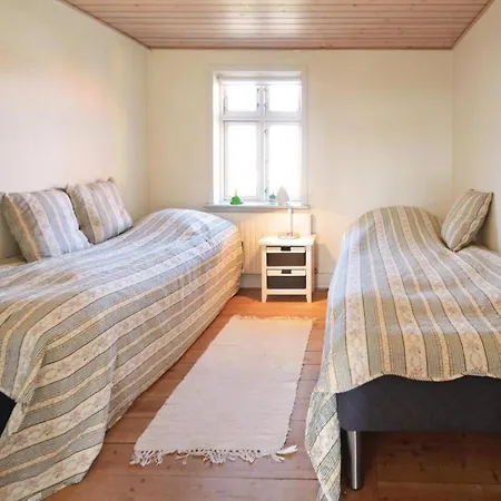 Veno Havnehotel סטרואר